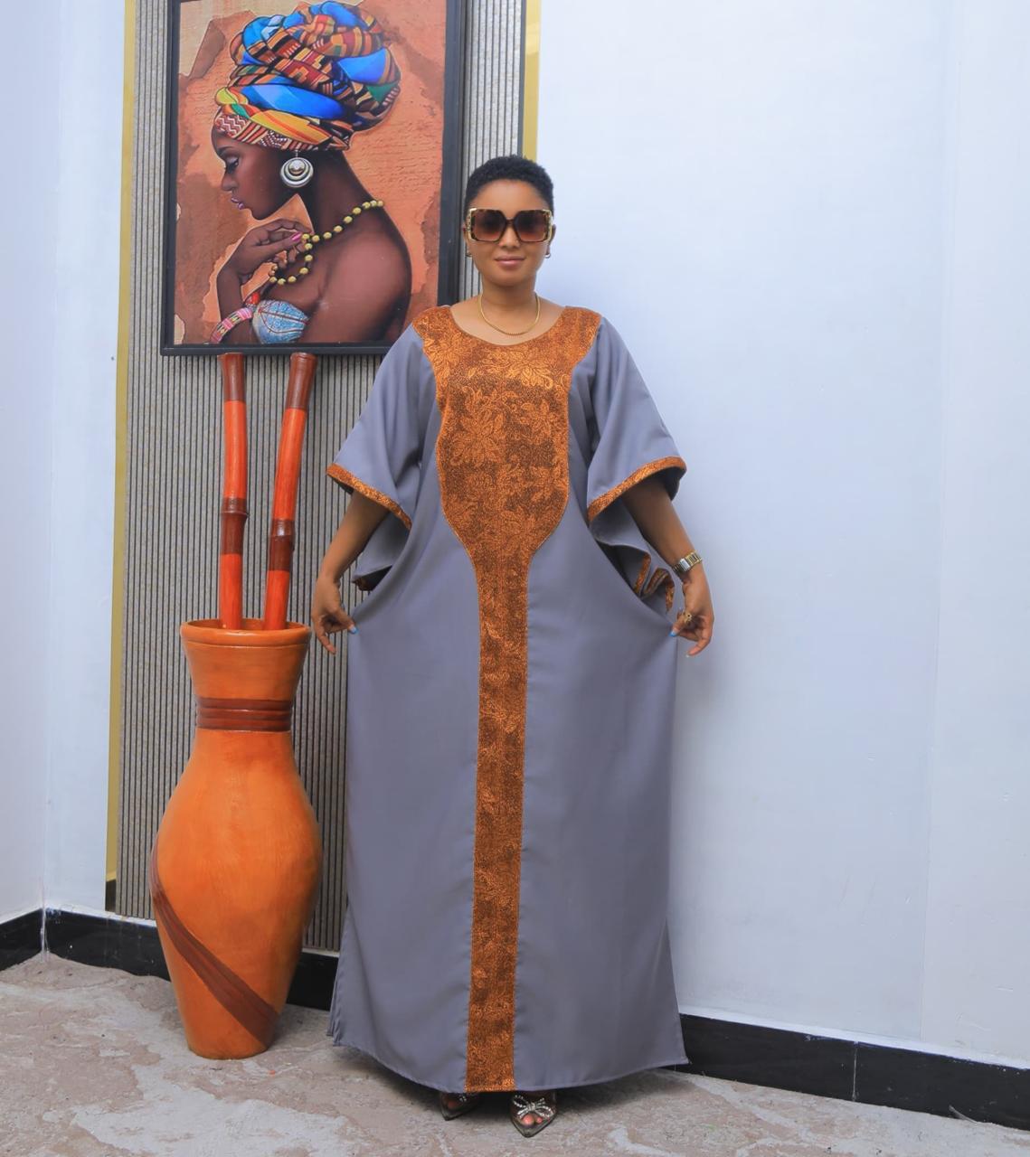 Elegant maxi dress with a stunning design.